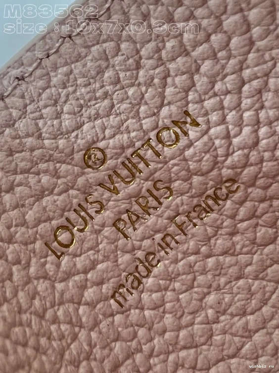 WIS Charms CARD HOLDER-10.2*7.3*0.3CM LOUIS VUITTON 1010